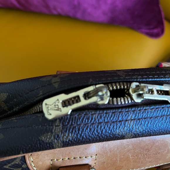 Louis Vuitton Trouville - Picture 9 of 13